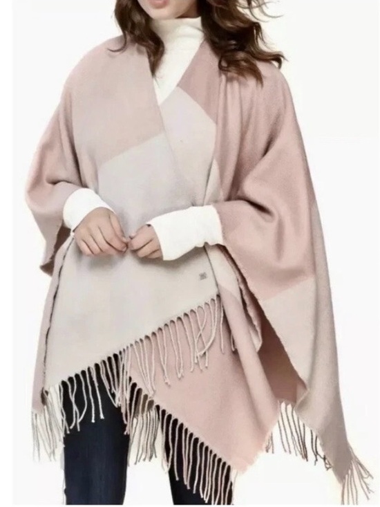 Soia & Kyo Sweaters - Soia & Kyo Neutral Colorblock Poncho Wrap One Size Fringe Cape